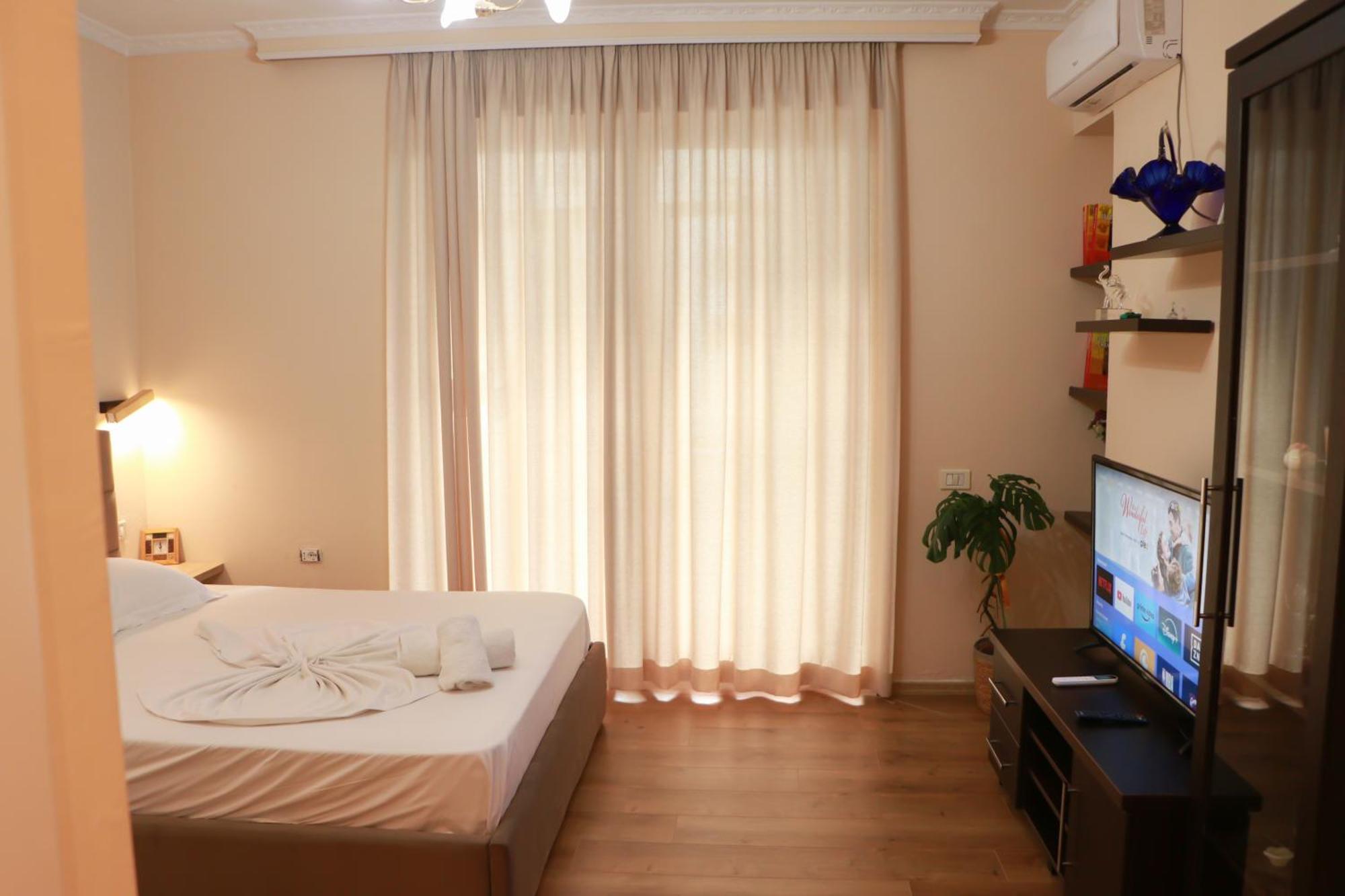 Nest&Rest Studios Tiranë Luaran gambar